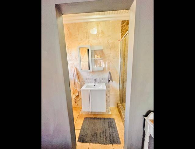3 BEDROOM HOUSE FOR SALE IN WATERVAL EAST